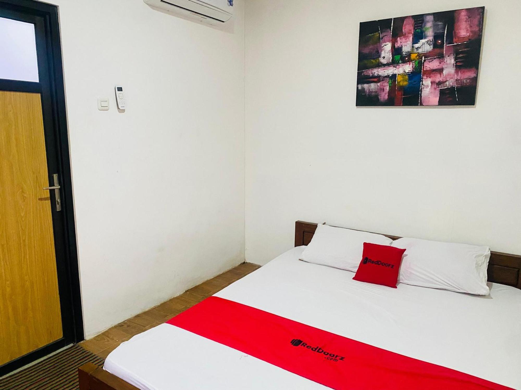 Reddoorz Syariah Near Wisata Durensewu Pandaan Jetak Exterior foto