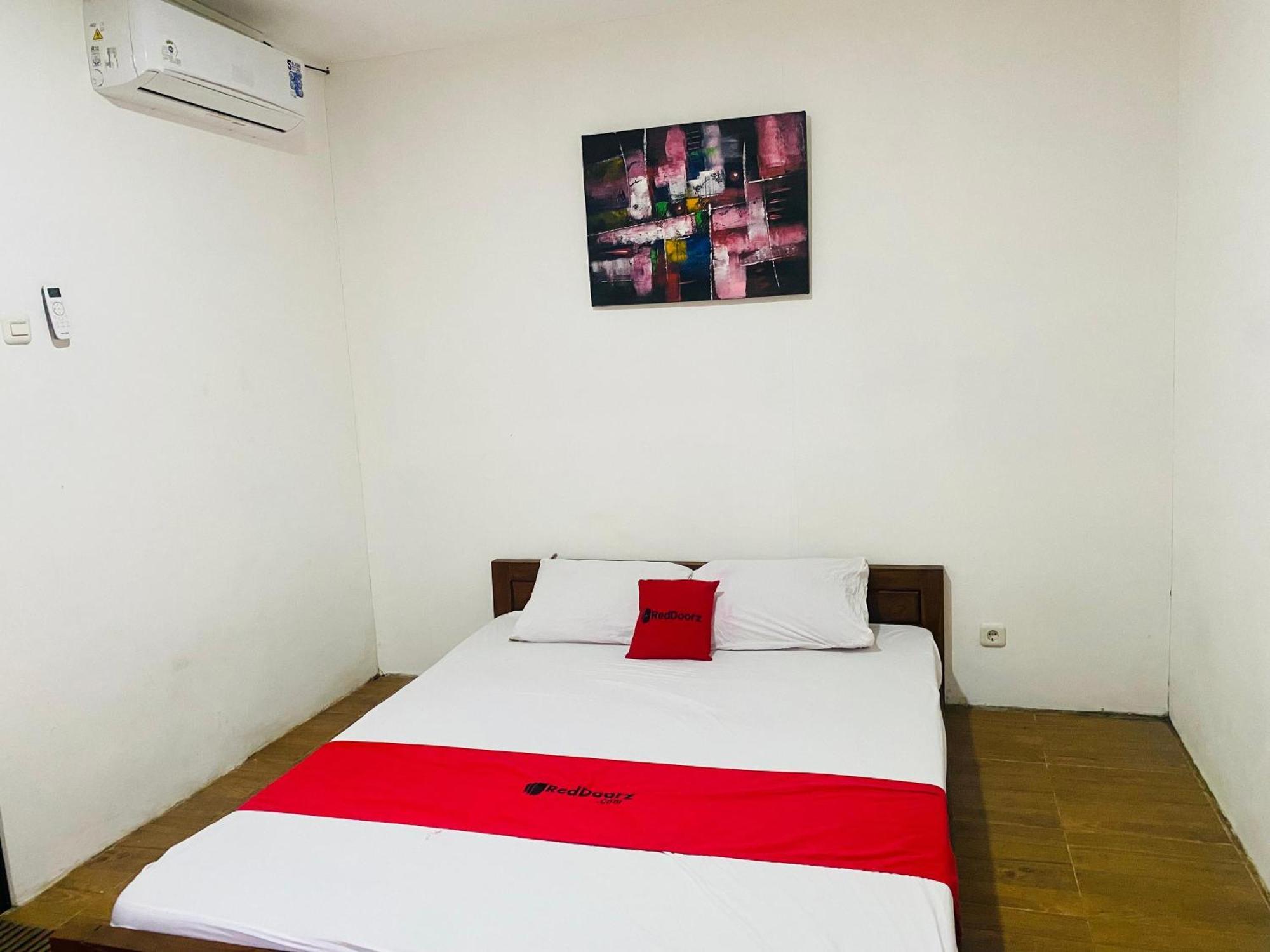 Reddoorz Syariah Near Wisata Durensewu Pandaan Jetak Exterior foto